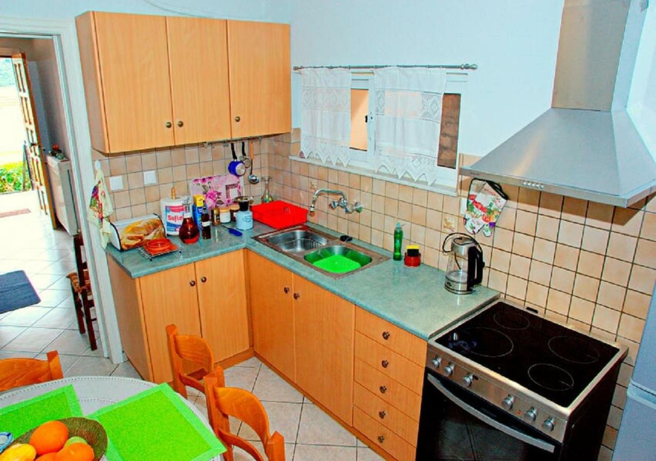 Korona Apartments Вати Екстериор снимка