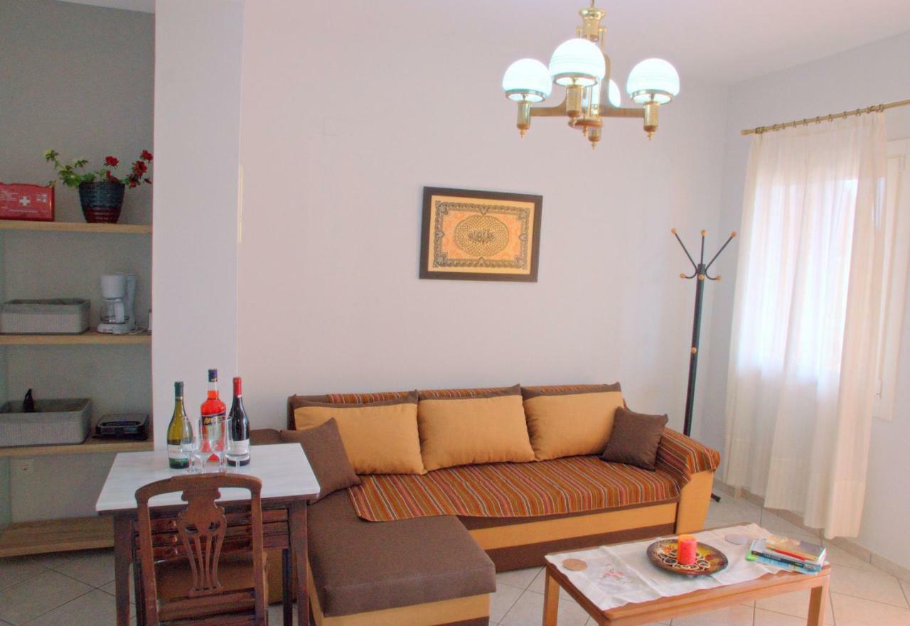 Korona Apartments Вати Екстериор снимка