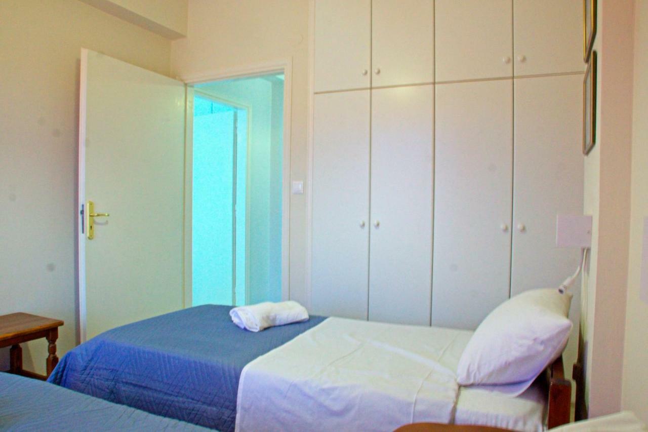 Korona Apartments Вати Екстериор снимка
