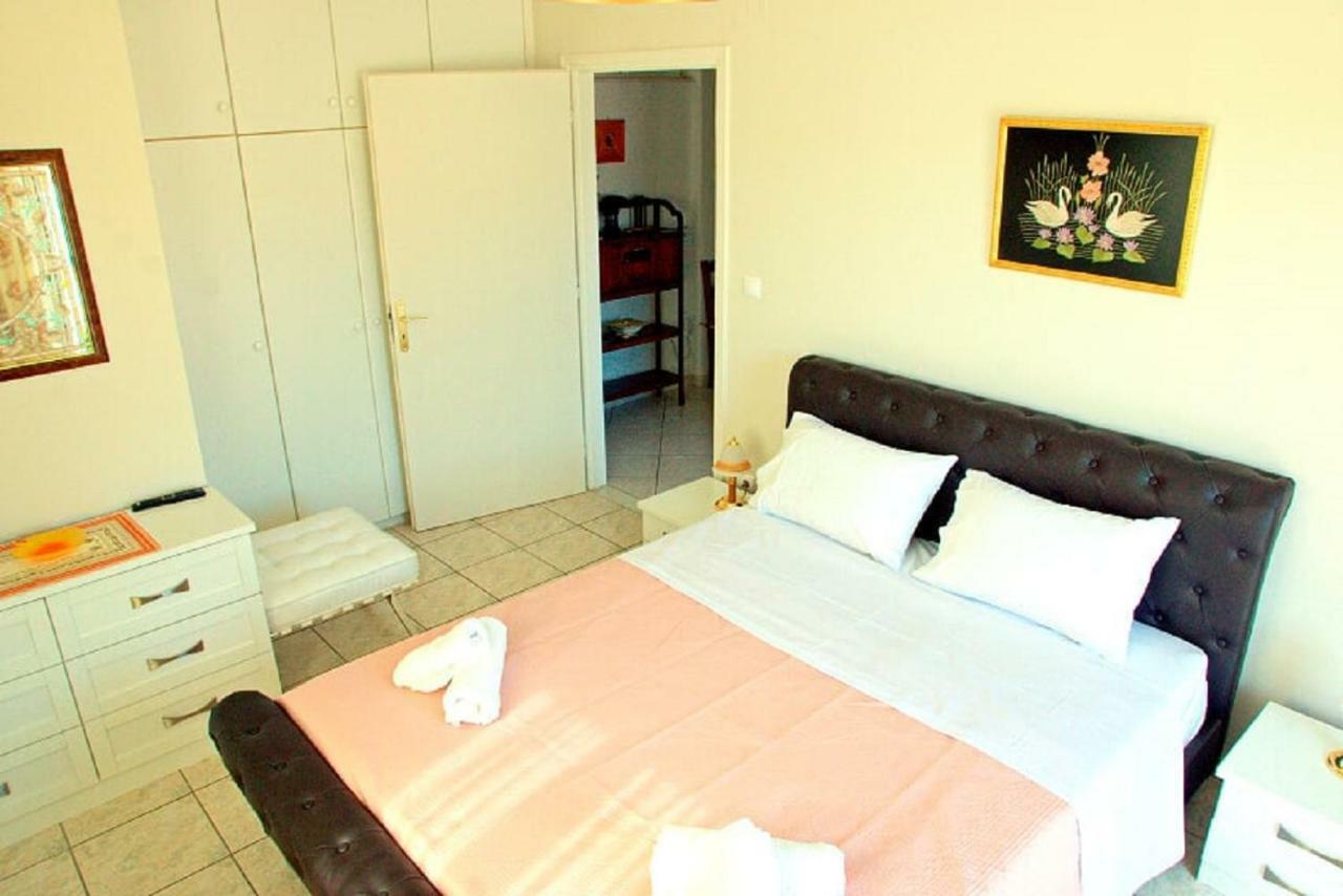 Korona Apartments Вати Екстериор снимка