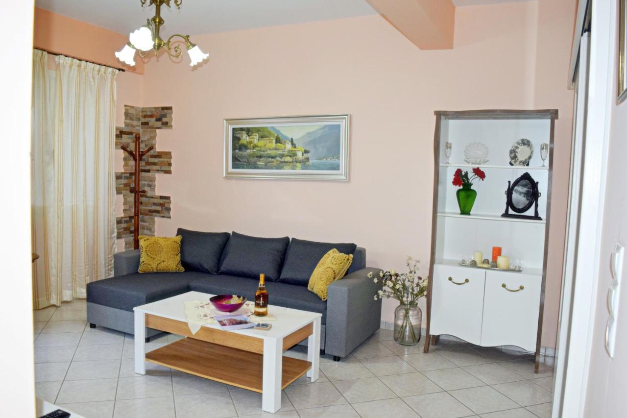 Korona Apartments Вати Екстериор снимка