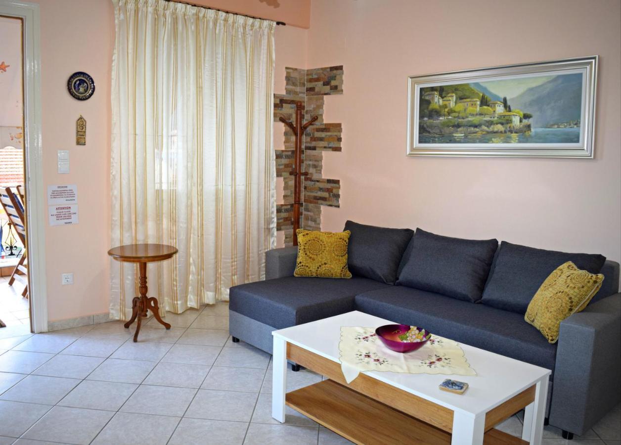 Korona Apartments Вати Екстериор снимка