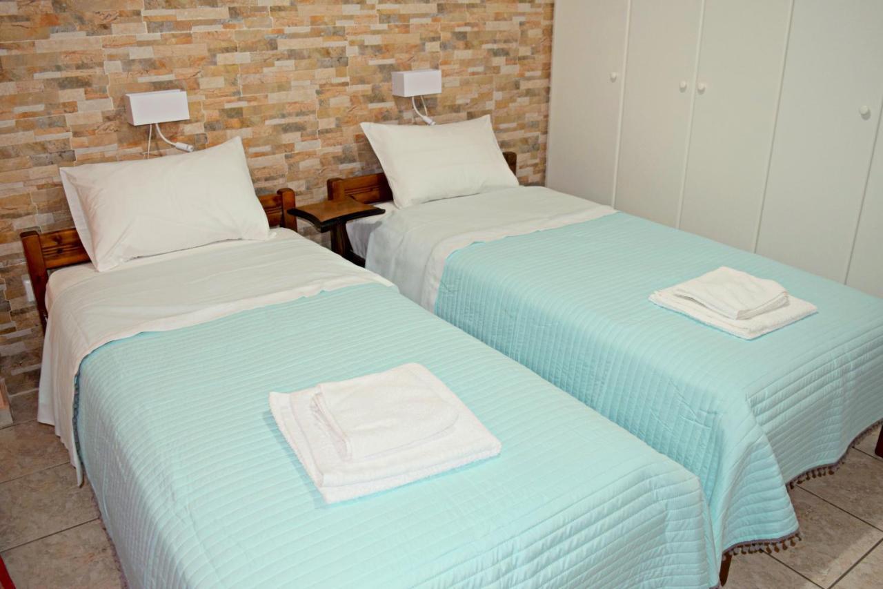 Korona Apartments Вати Екстериор снимка